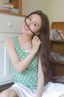 美国禁欲小蜜蜂